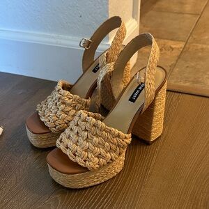 Steve Madden Beige Woven Platform Heels